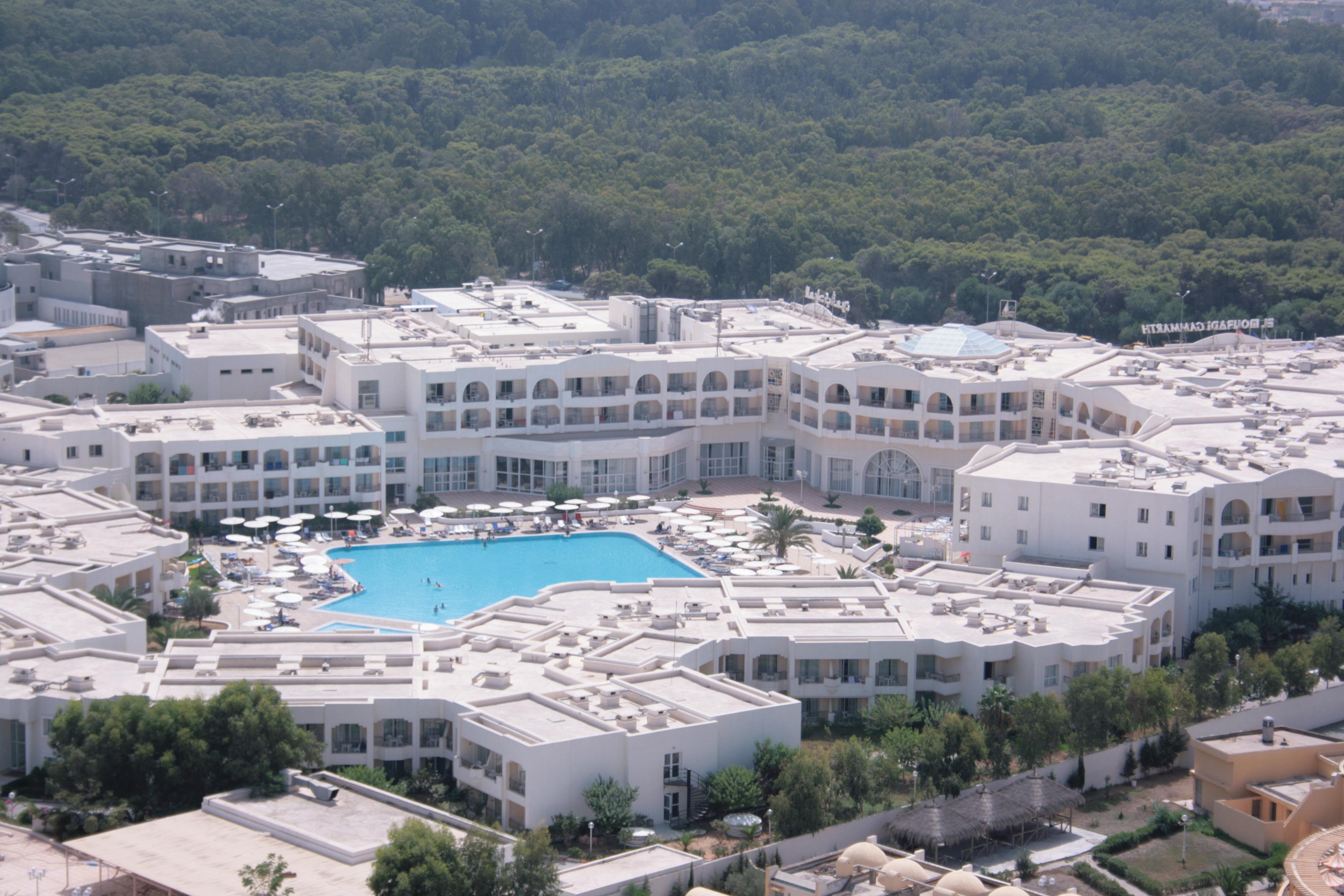 El Mouradi Gammarth Hotel Ngoại thất bức ảnh A resort in Cala Galdana