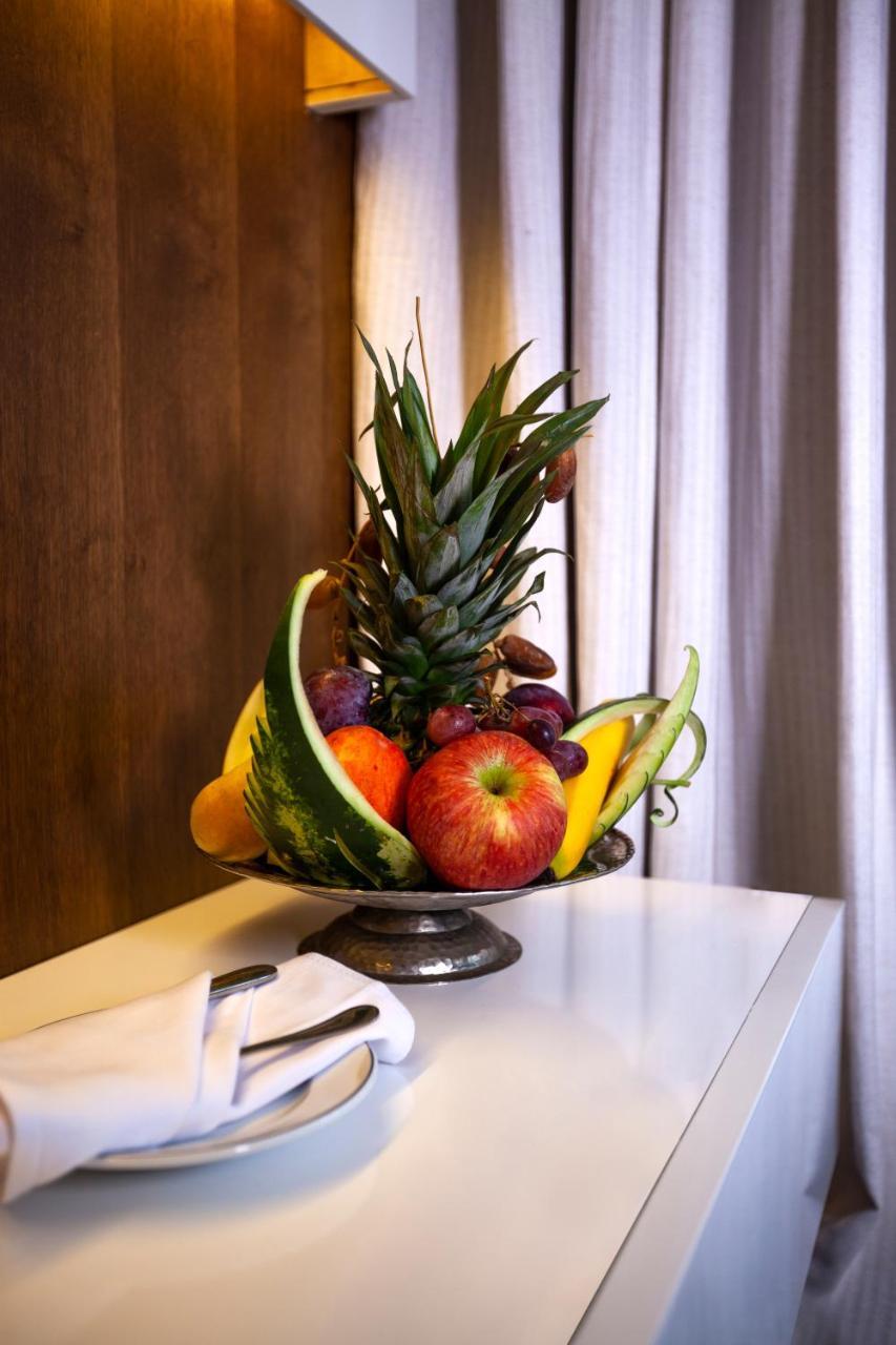 El Mouradi Gammarth Hotel Ngoại thất bức ảnh Fruit platter